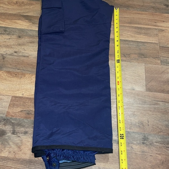 Columbia ski pants.  Size Small. - Picture 5 of 8